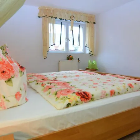 Charming Flat In Sebnitz With Garden * Lichtenhain (Sebnitz)