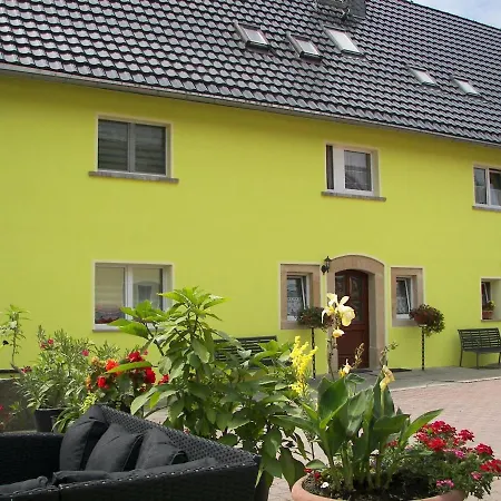 Charming Flat In Sebnitz With Garden Apartment Lichtenhain (Sebnitz)