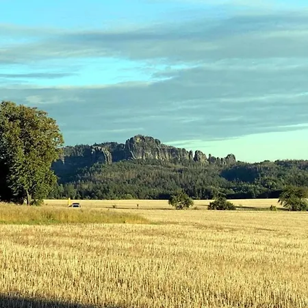 Appartement In Beim Boehmischen Park *