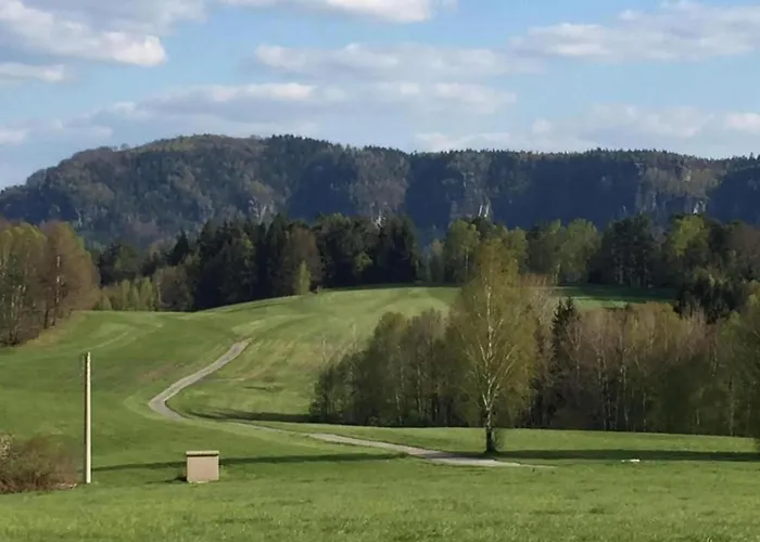 In Beim Boehmischen Park 公寓 *